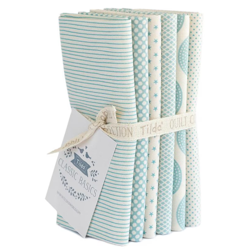 Tilda Basics - Light Blue Fat Quarter Bundle