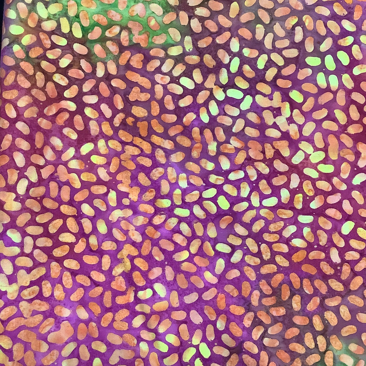 Jelly Bean Mango 924 - Hoffman Bali Batik